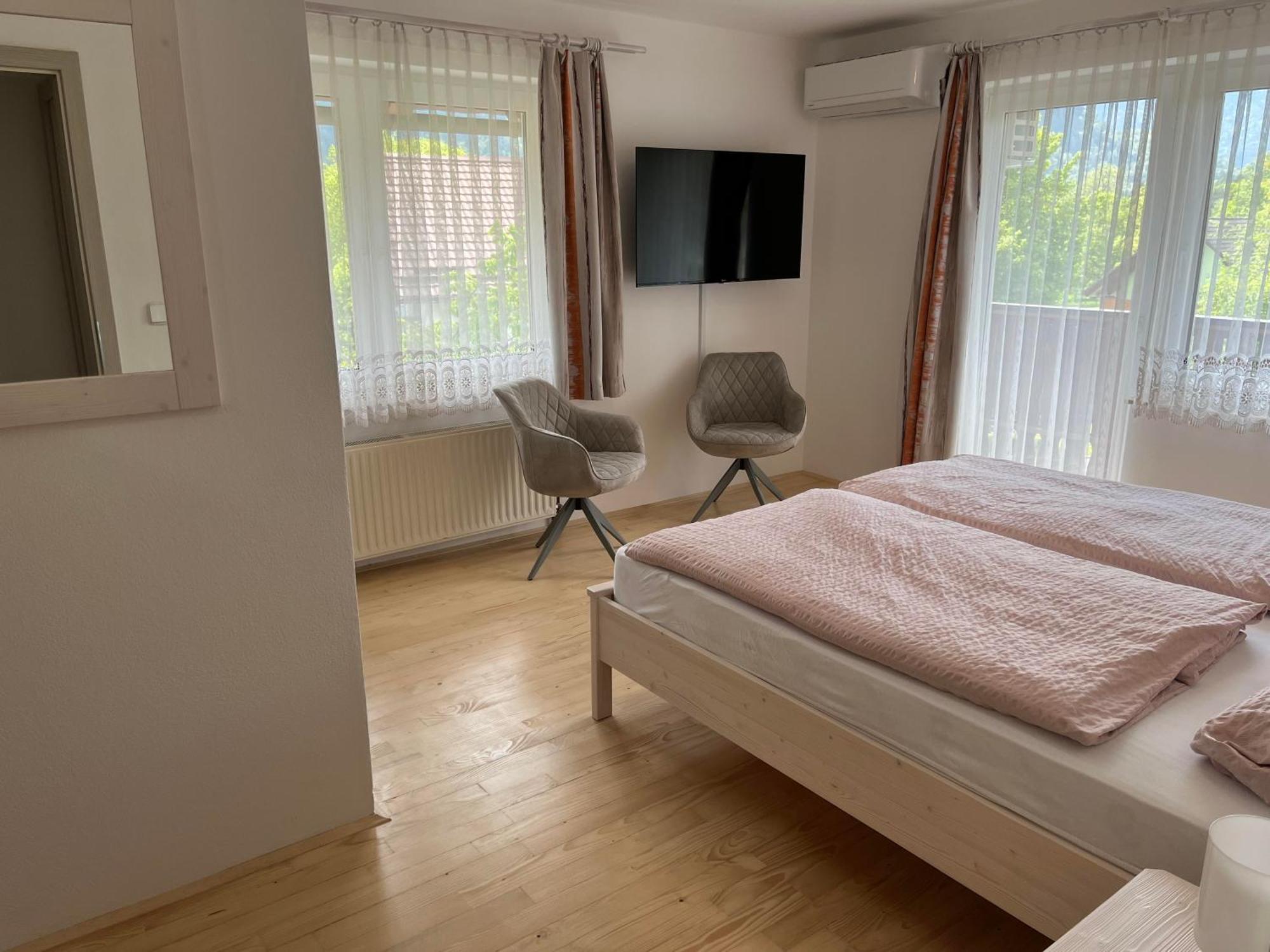 Rooms Hrominc Μπλεντ Εξωτερικό φωτογραφία
