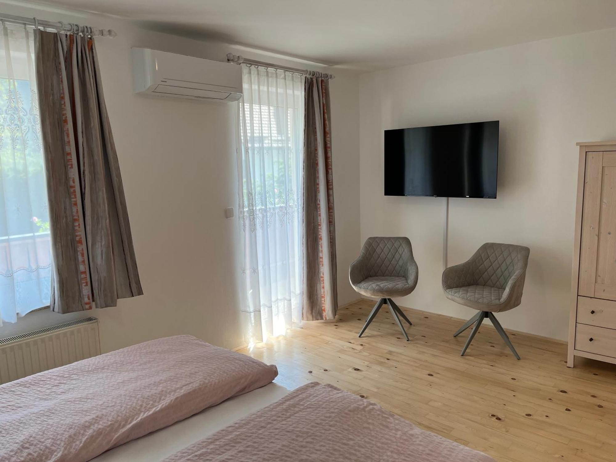 Rooms Hrominc Μπλεντ Εξωτερικό φωτογραφία