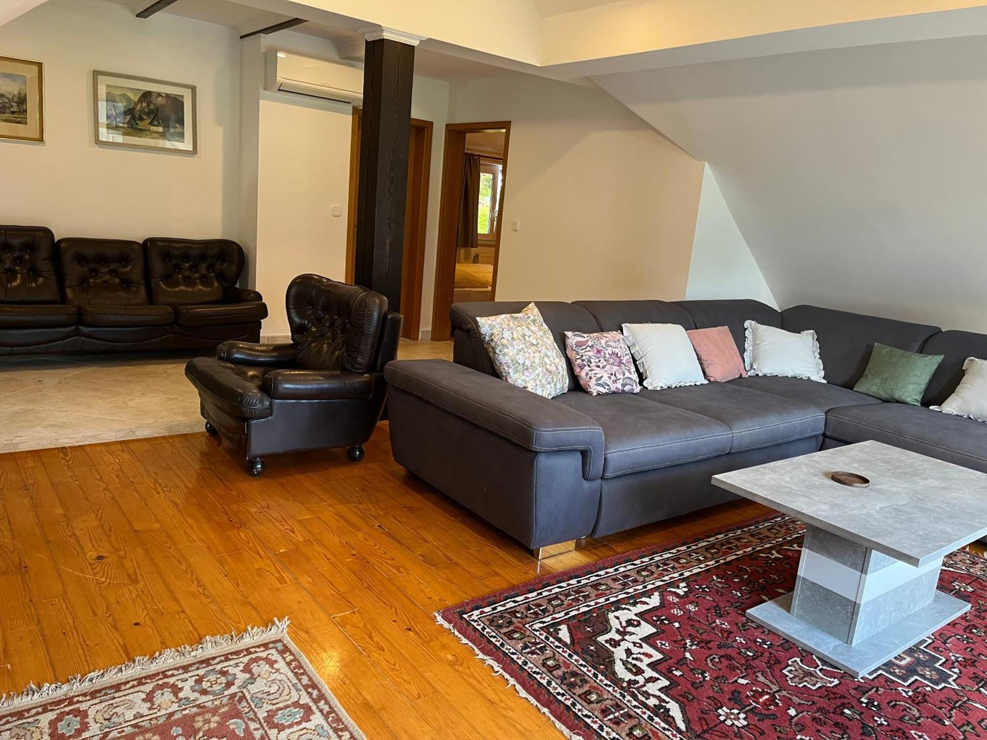 Rooms Hrominc Μπλεντ Εξωτερικό φωτογραφία
