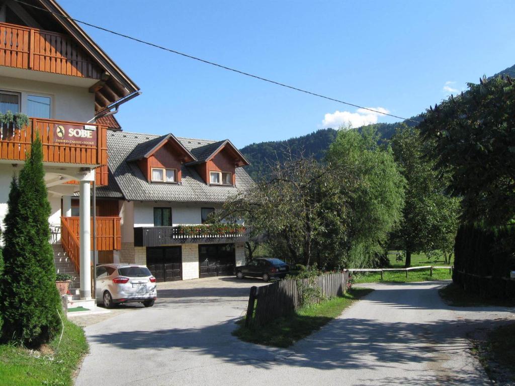 Rooms Hrominc Μπλεντ Εξωτερικό φωτογραφία